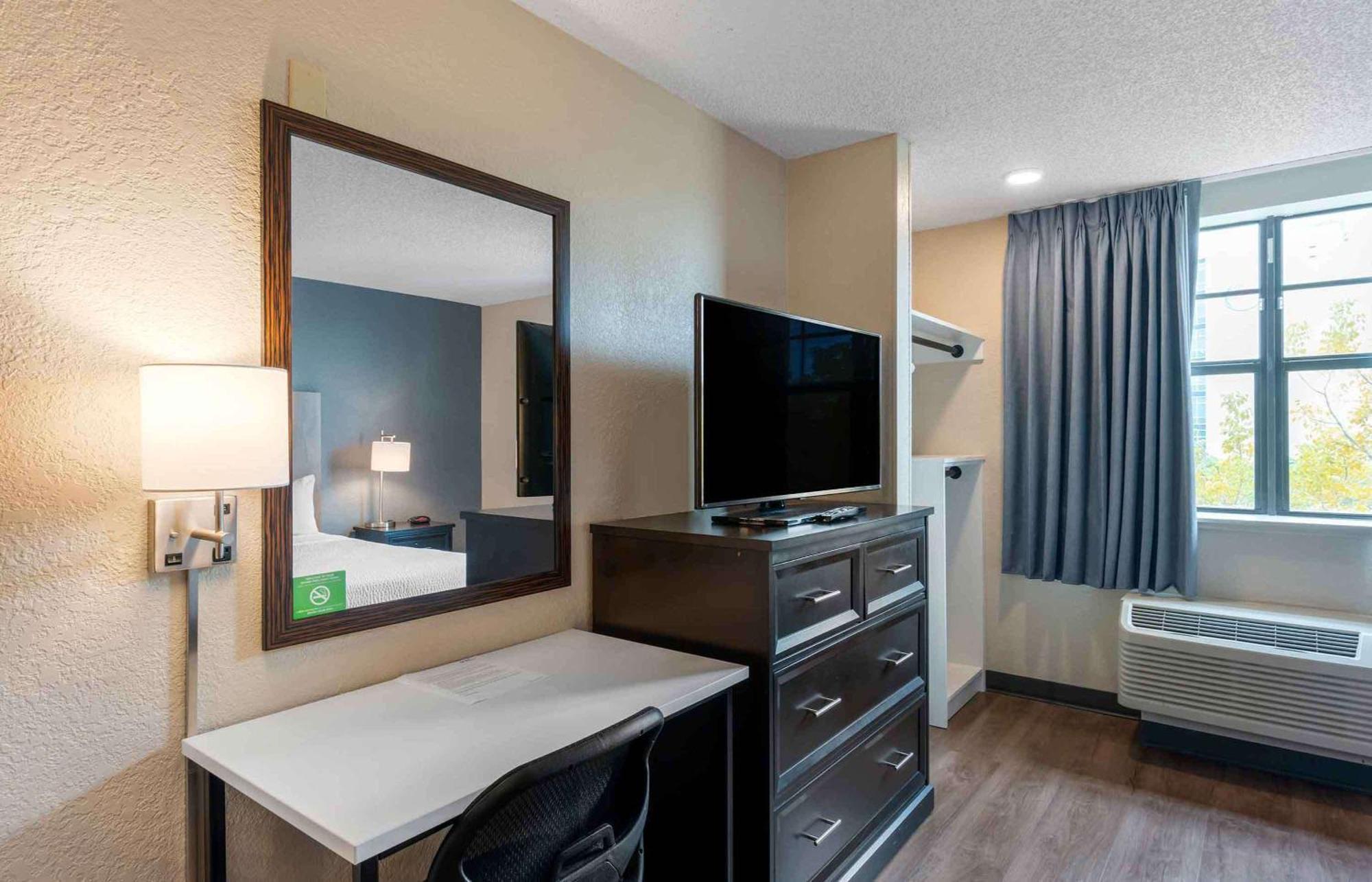 Extended Stay America Premier Suites - Miami - Airport - Doral - 87Th Avenue South Экстерьер фото